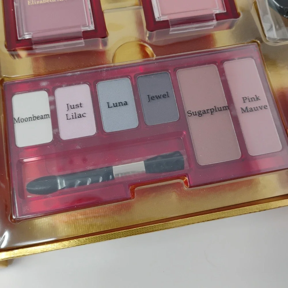 Elizabeth Arden Makeup Set Exceptional Lipstick Gloss Eyeshadow Palette Pencil